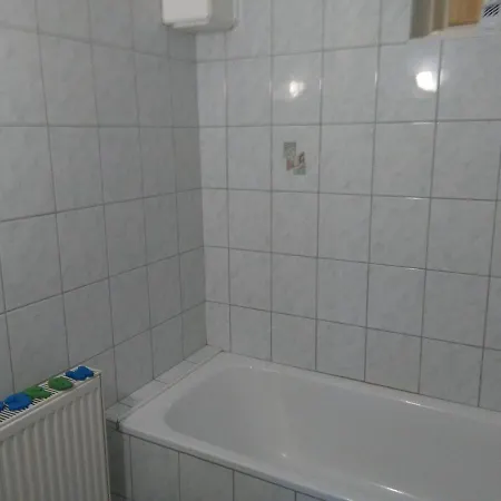Nyaraló Balatoni Nyaraló Kerttel és Udvarral